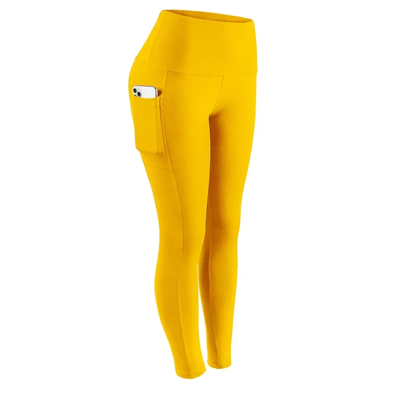 Jaune