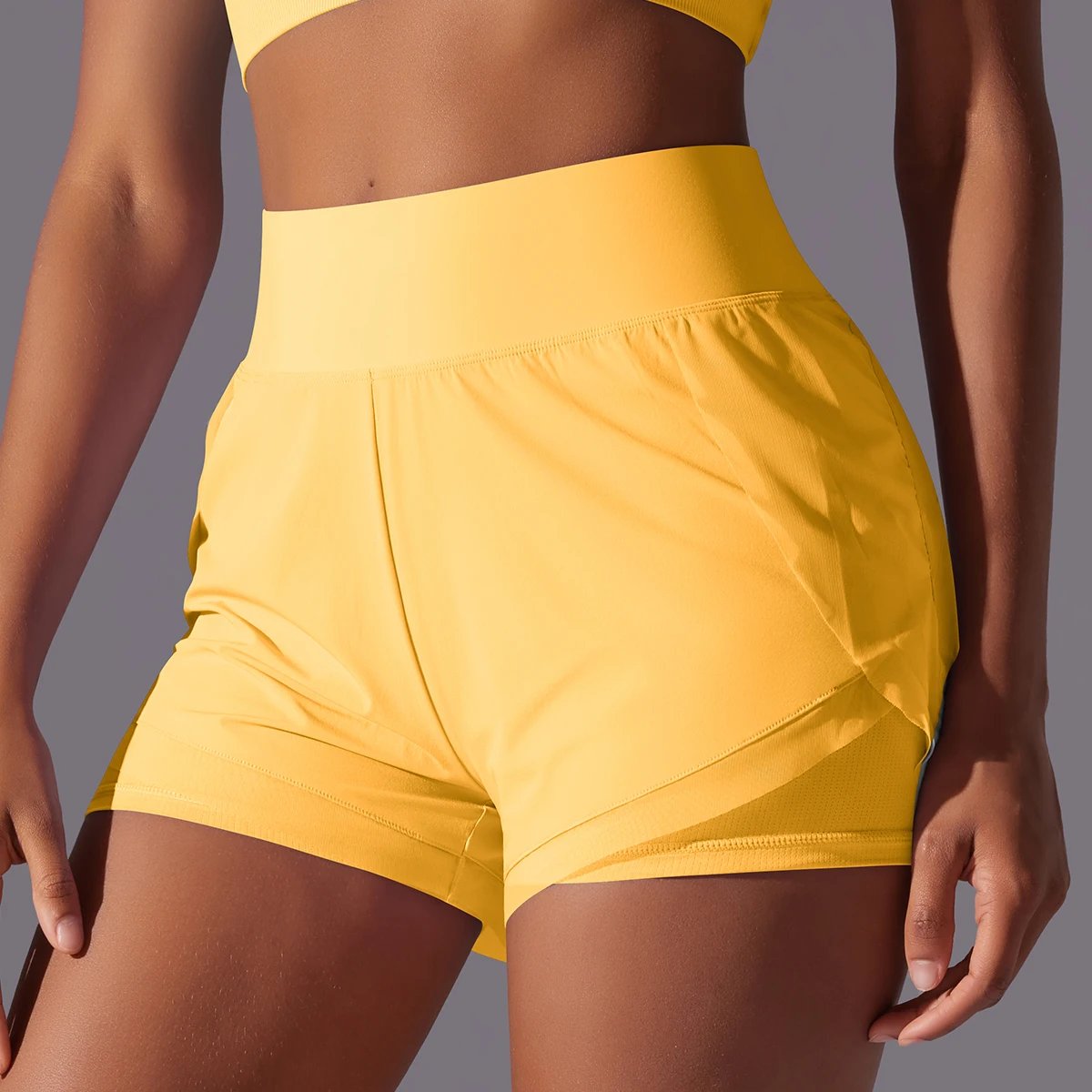 Jaune